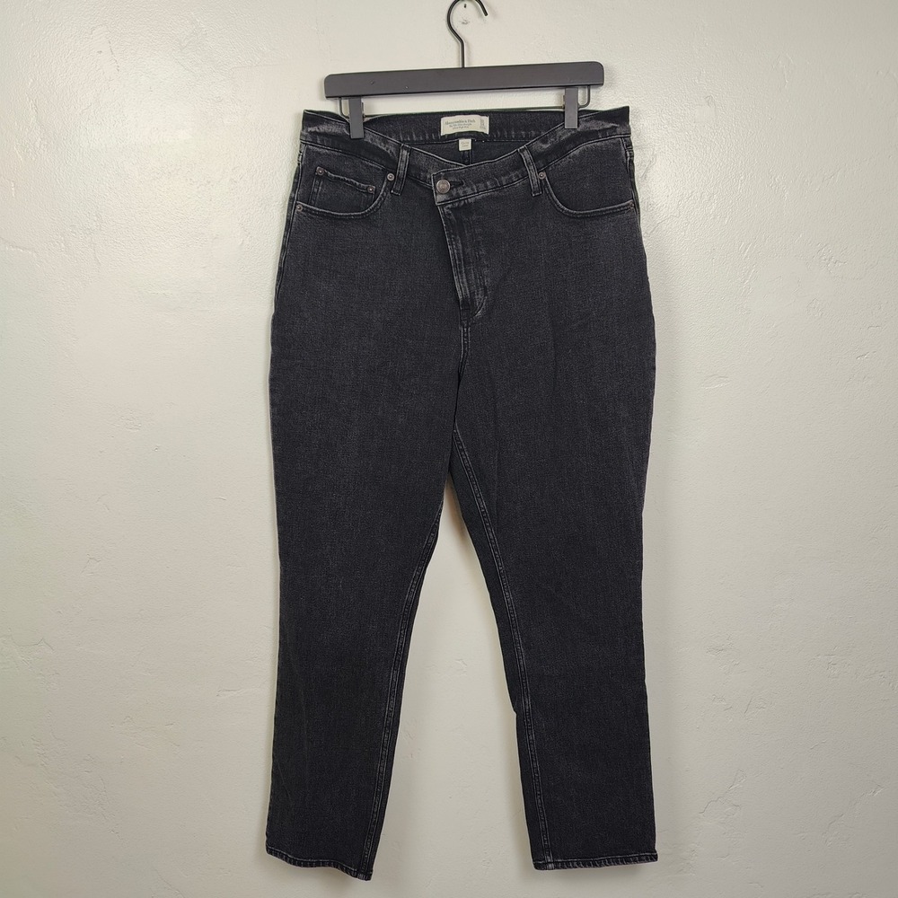Abercrombie & Fitch 90s Slim Straight Jeans Womens 32 14 Black Curve Love - Picture 2 of 10